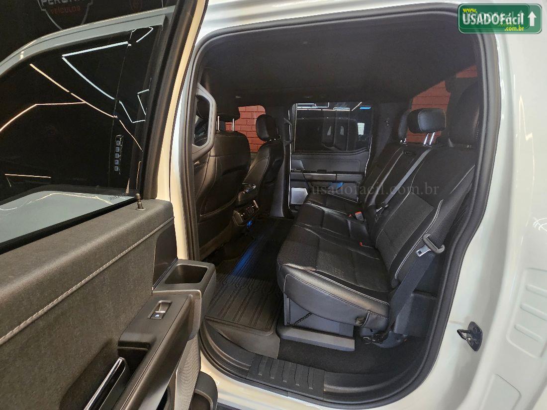 FORD F-150 Lariat Black 4x4 5.0 V8 405cv 2024/2024 — foto 8 de 22