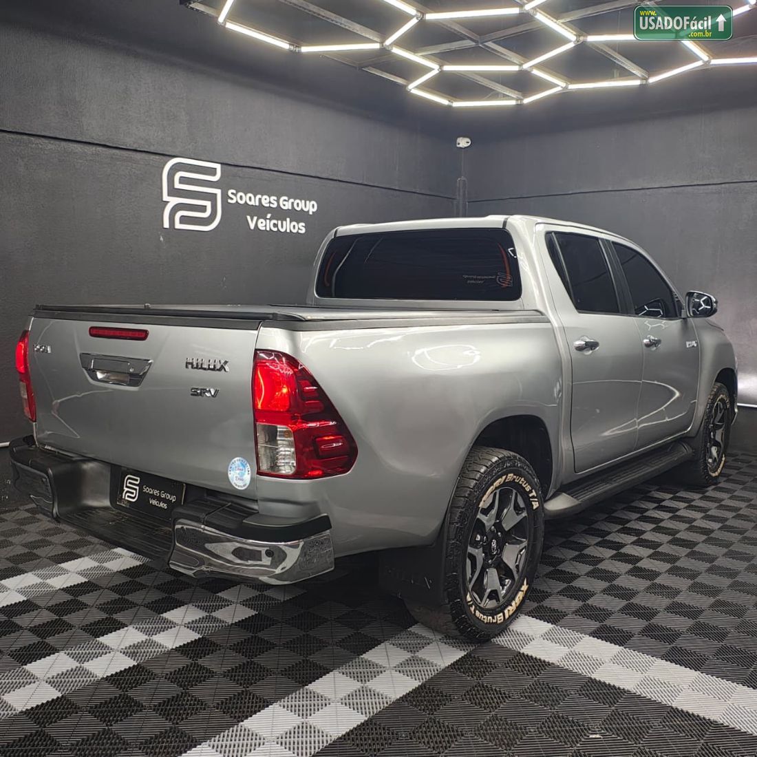 Toyota Hilux SRV CD 2.7 4X2 Automático Flex 2017/2018 — foto 4 de 12