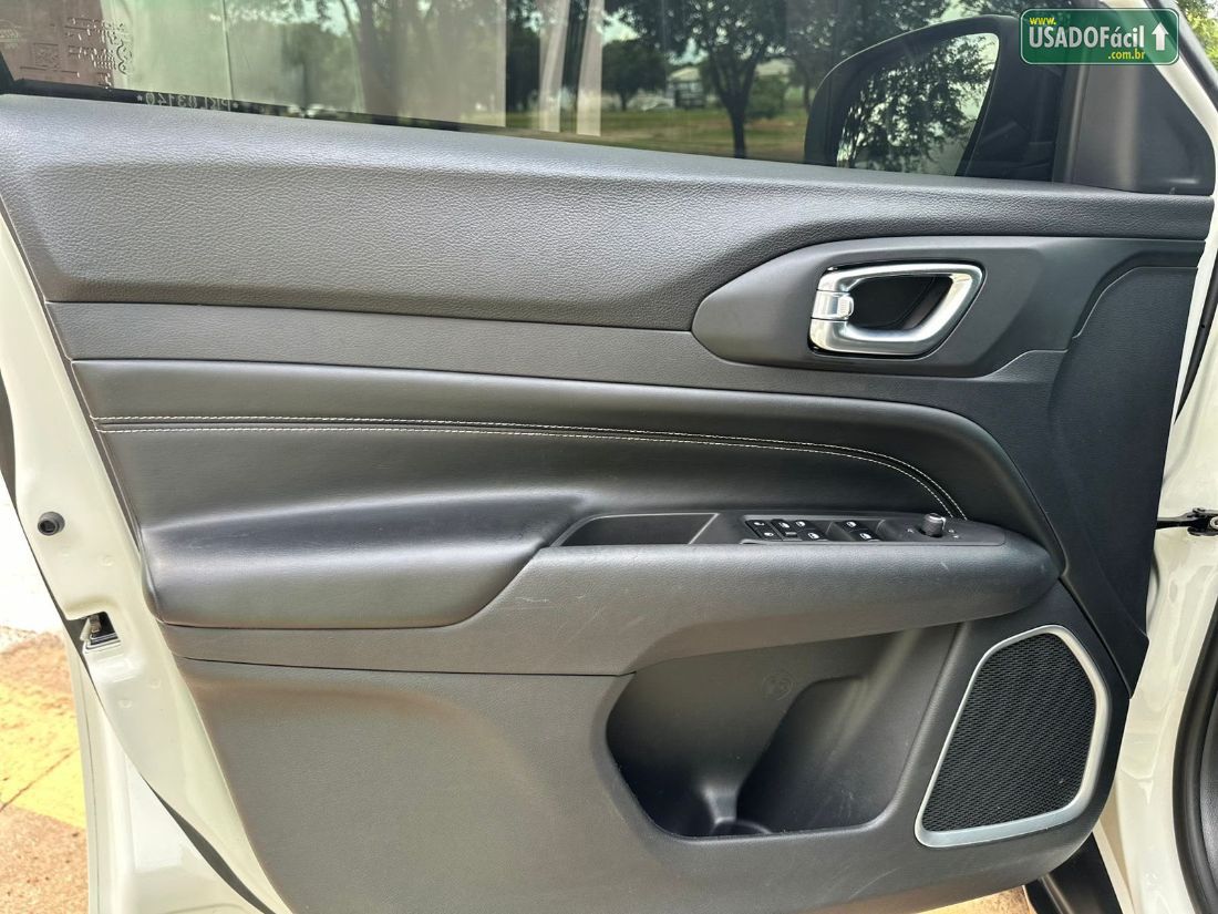 Jeep Compass Limited TD 350 2.0 4x4 Automático Diesel 2022/2023 — foto 4 de 19