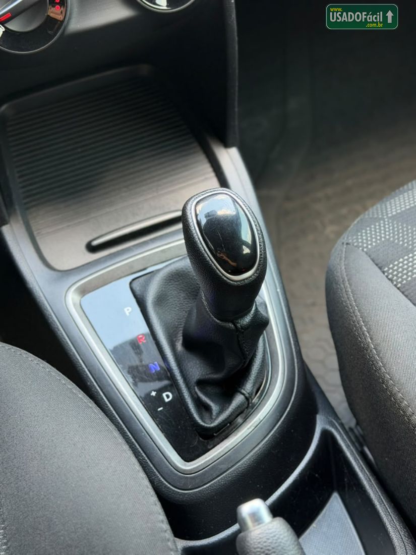 Hyundai HB20 Hatch Comfort Plus 1.6 Automático Flex 2017/2018 — foto 13 de 14