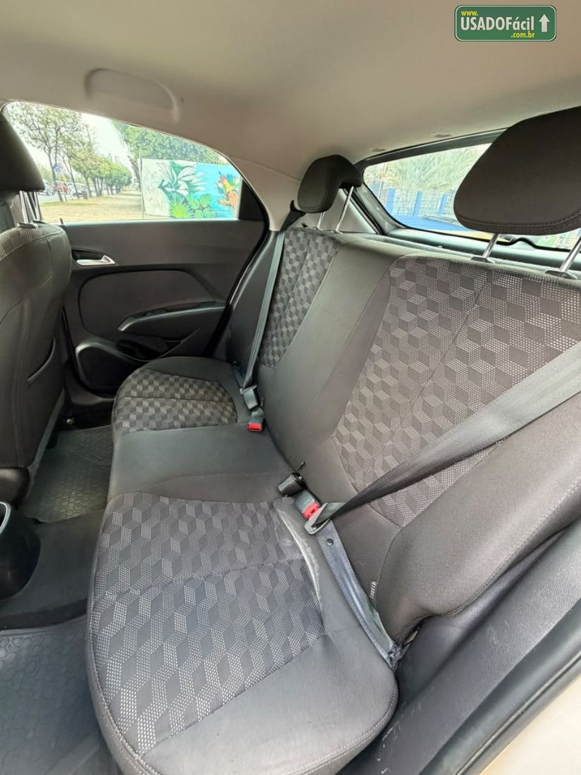 Hyundai HB20 Hatch Comfort Plus 1.6 Automático Flex 2017/2018 — foto 8 de 14