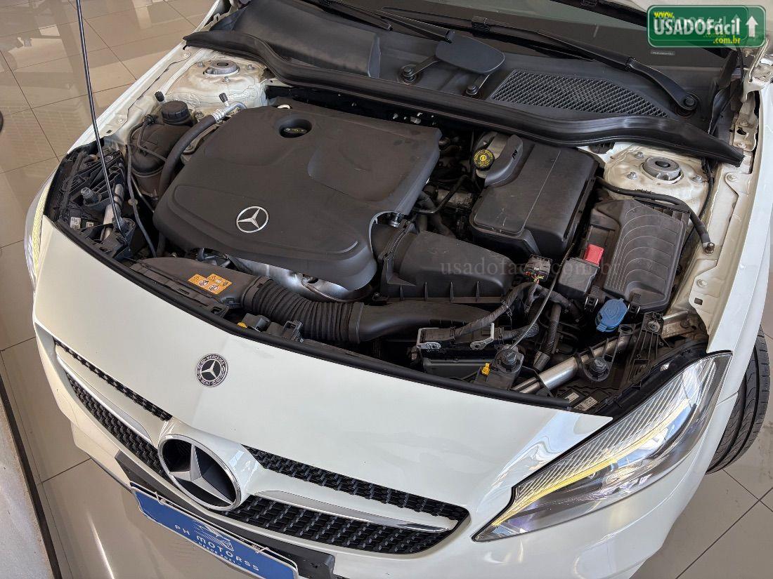 MERCEDES-BENZ Mercedes A 200 1.6 TB Flex Automático 2017/2018 — foto 13 de 14
