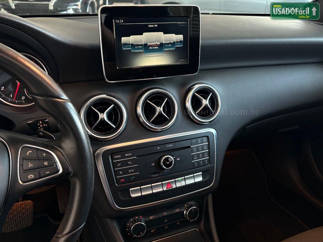 MERCEDES-BENZ Mercedes A 200 1.6 TB Flex Automático 2017/2018 — foto 7 de 14