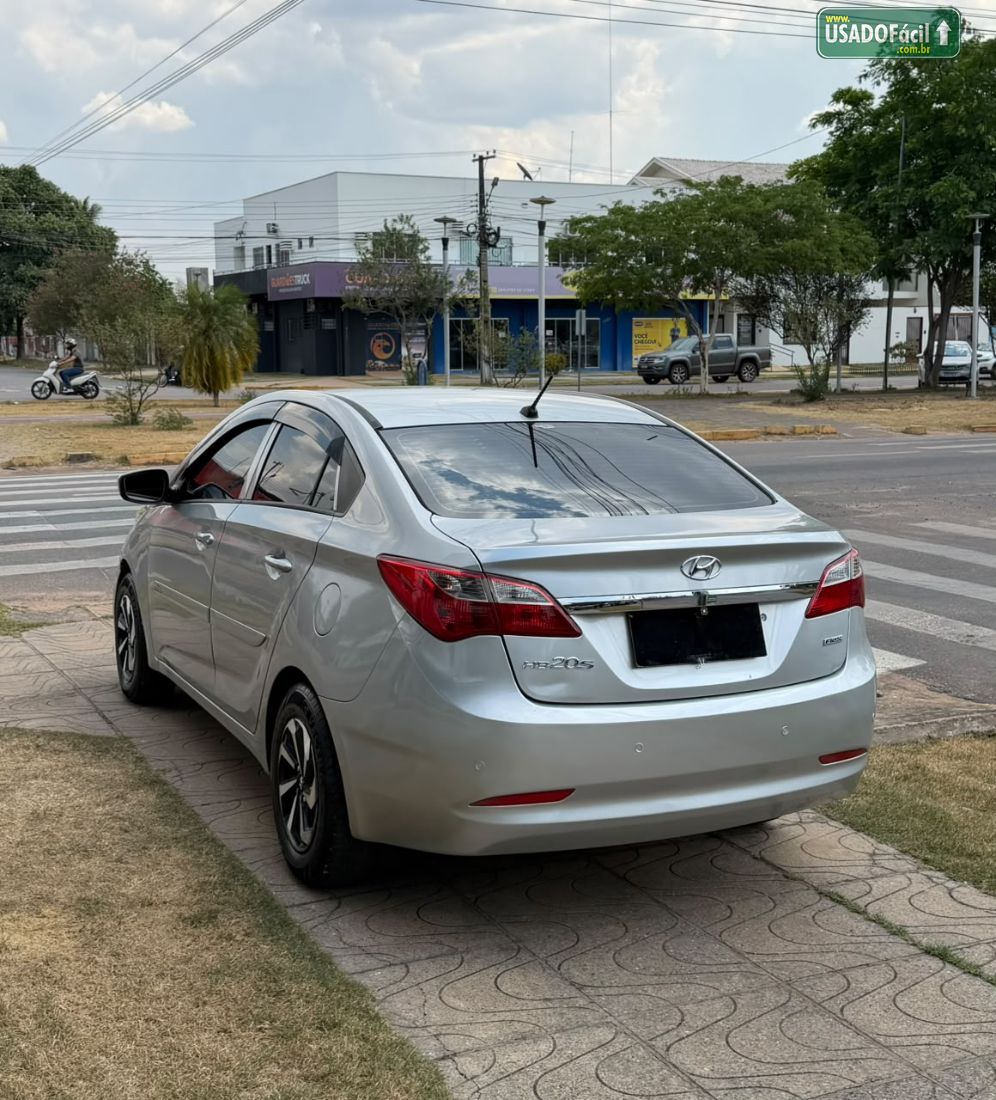 Hyundai HB20S Sedan Comfort Plus 1.0 Mecânico Flex 2013/2014 — foto 6 de 12