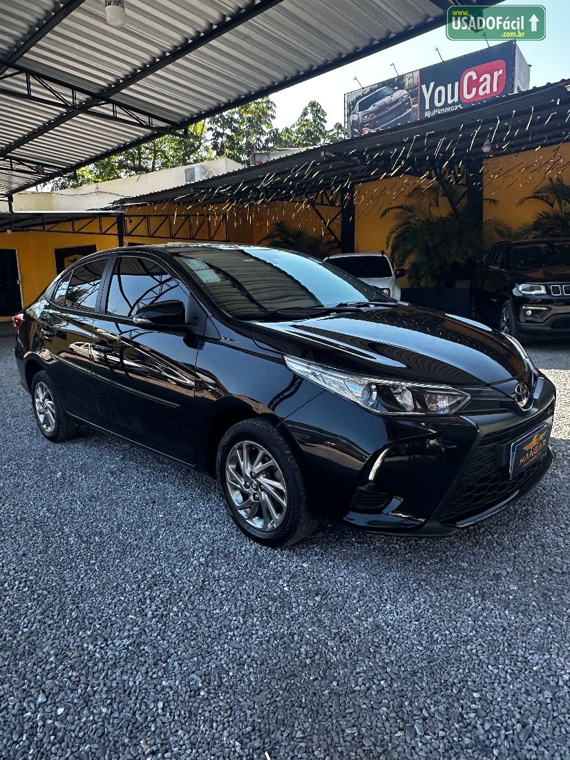 Toyota Yaris Sedan XS 1.5 Automático Flex 2023/2024 — foto 10 de 12