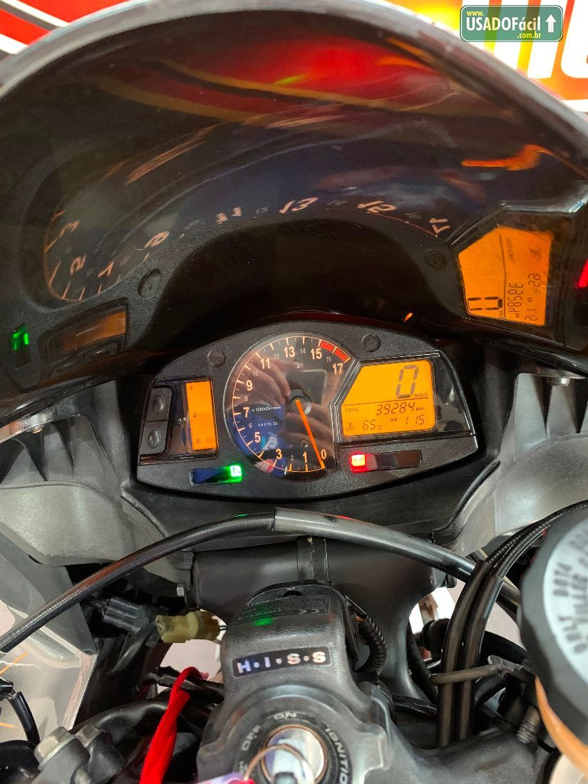 Honda CBR 600 RR 2011/2011 — foto 6 de 9