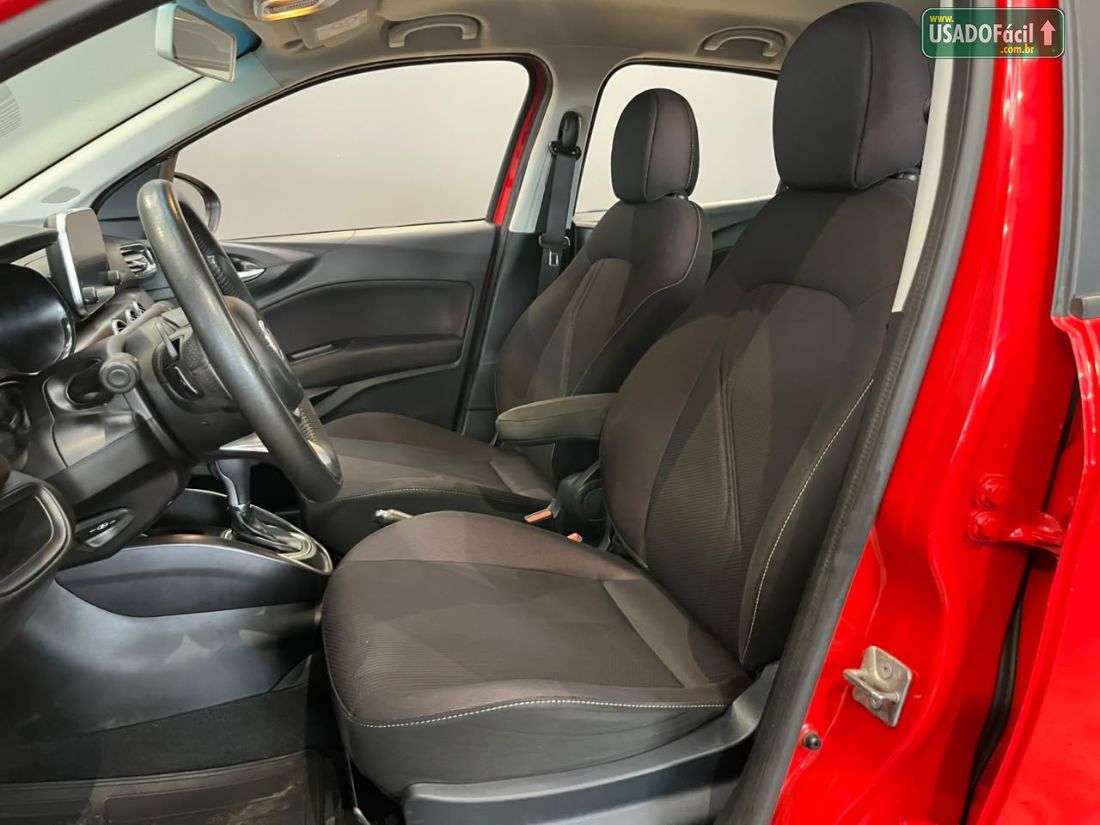 Fiat Cronos Precision 1.8 Automático Flex 2019/2020 — foto 5 de 8