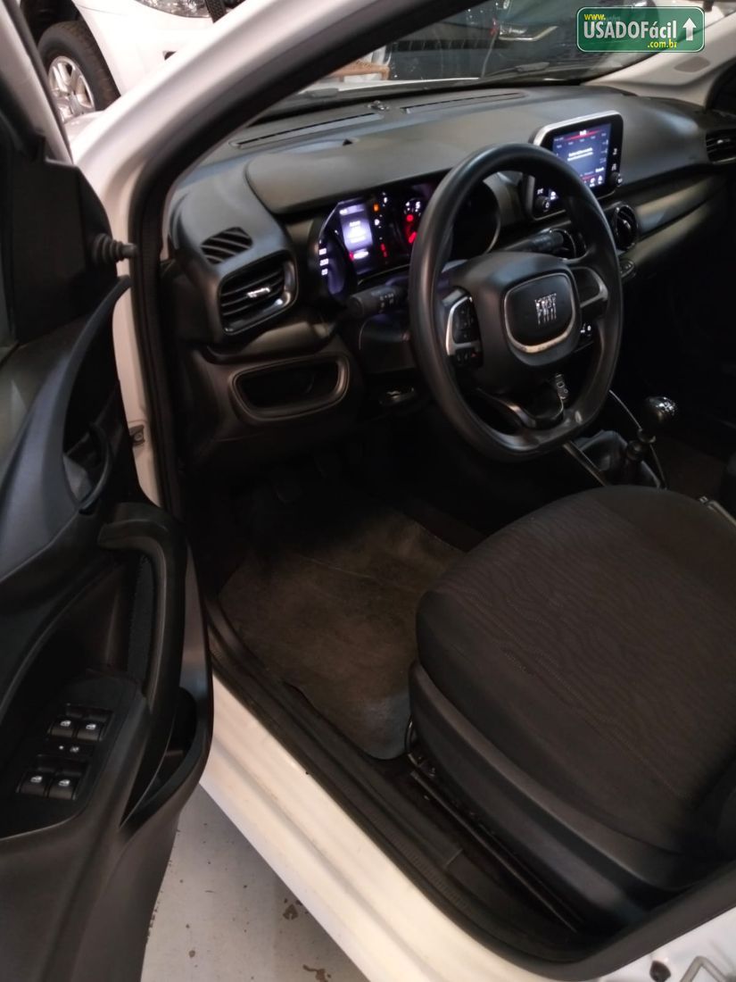 Fiat Cronos Drive 1.3 Mecânico Flex 2024/2024 — foto 5 de 10