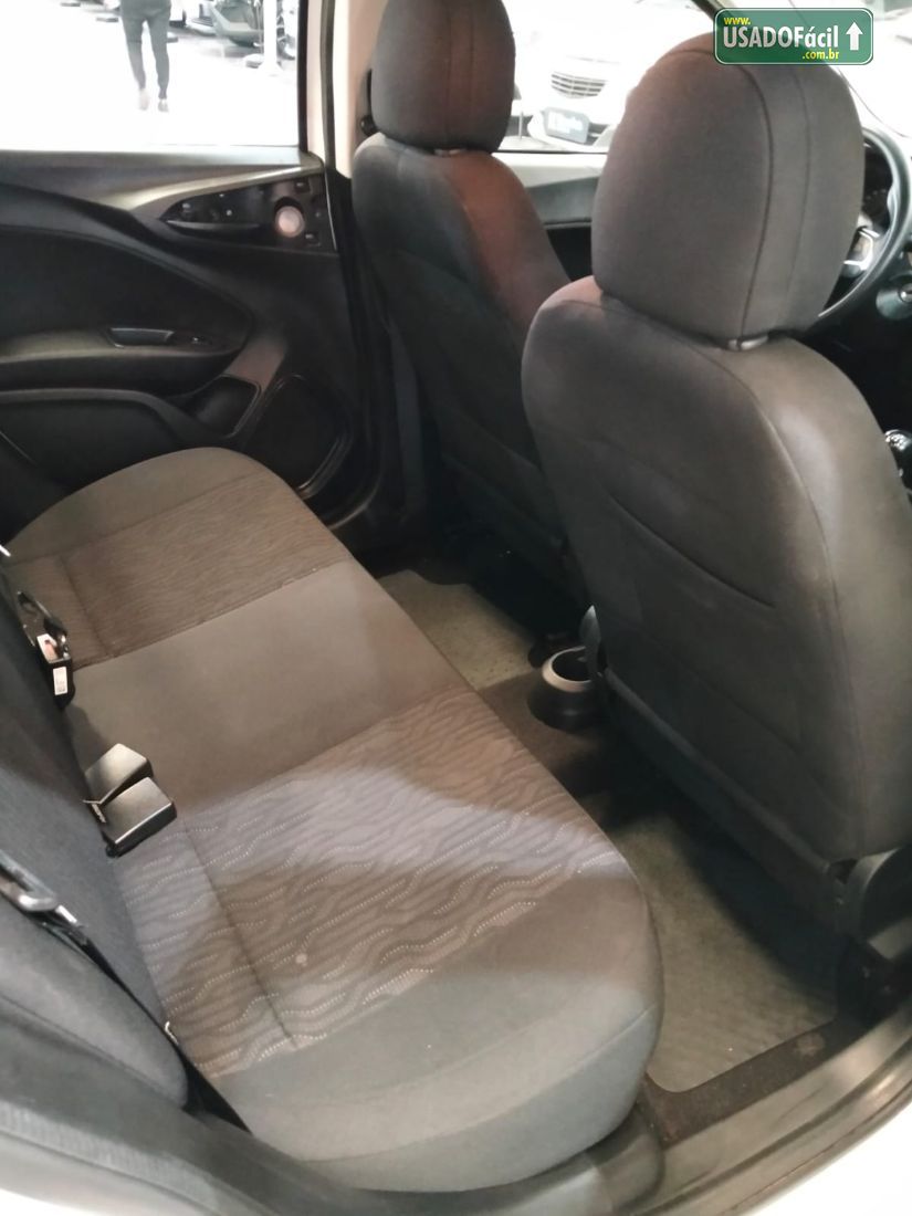 Fiat Cronos Drive 1.3 Mecânico Flex 2024/2024 — foto 6 de 10