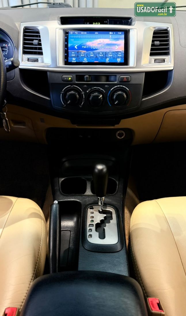 Toyota Hilux SW4 SR 4x2 2.7 Mecânico Flex 2015/2015 — foto 7 de 14