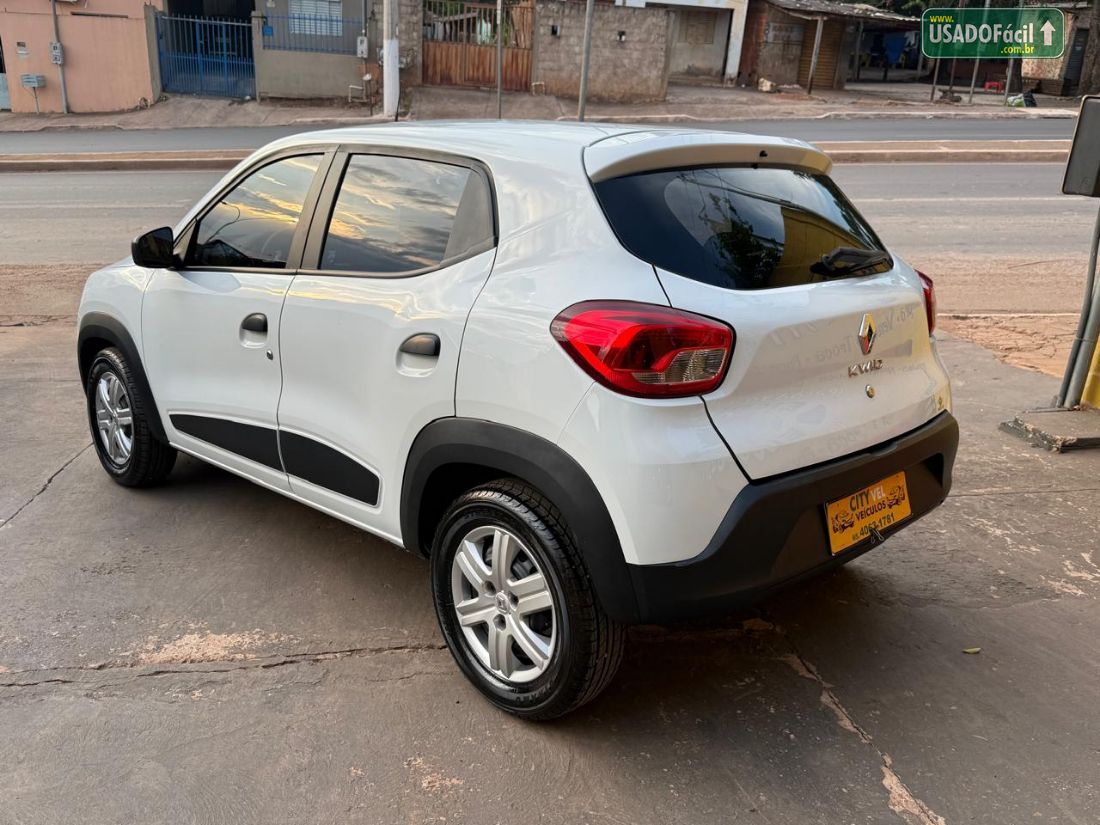 Renault Kwid Zen 1.0 Mecânico Flex 2021/2022 — foto 4 de 11
