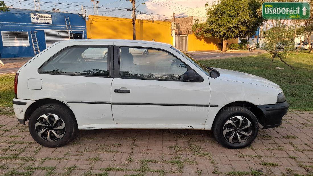 VOLKSWAGEN Gol 1.0 Plus 8v 2p 2001/2001 — foto 3 de 9