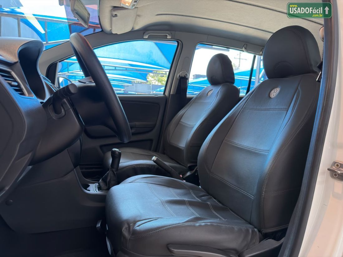 Volkswagen Fox 1.6 Mi 4P Total Flex 2013/2013 — foto 13 de 18