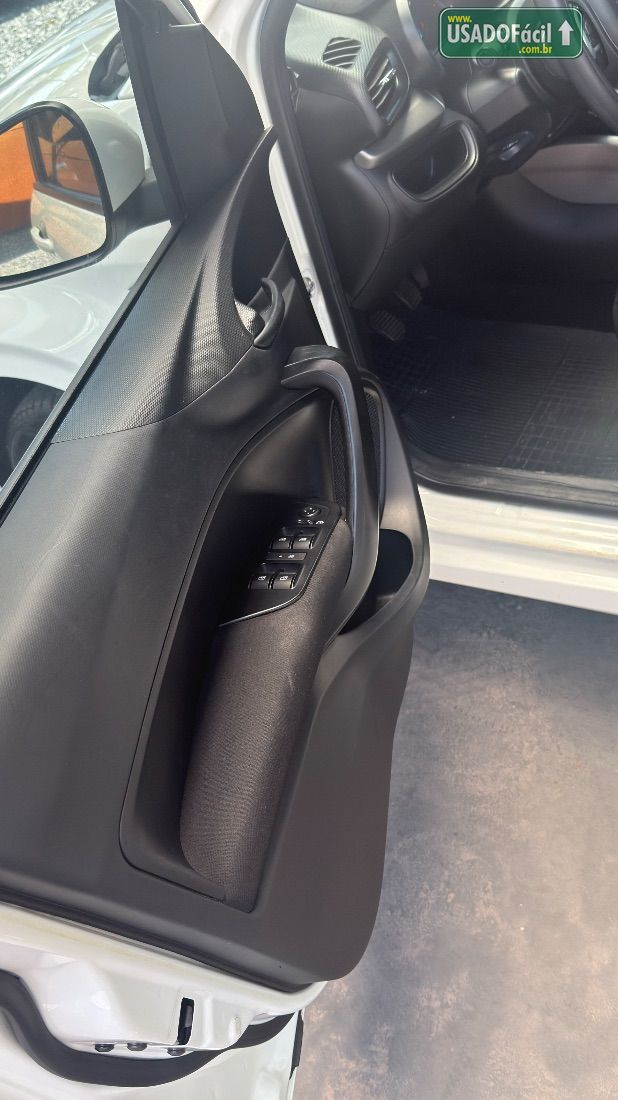 Fiat Argo Drive 1.0 Flex 2018/2018 — foto 9 de 15