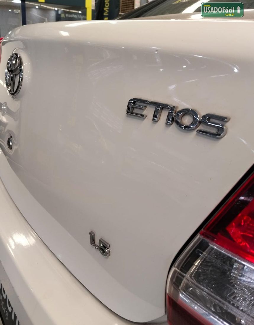 Toyota Etios Sedan X 1.5 Automático Flex 2018/2019 — foto 14 de 14