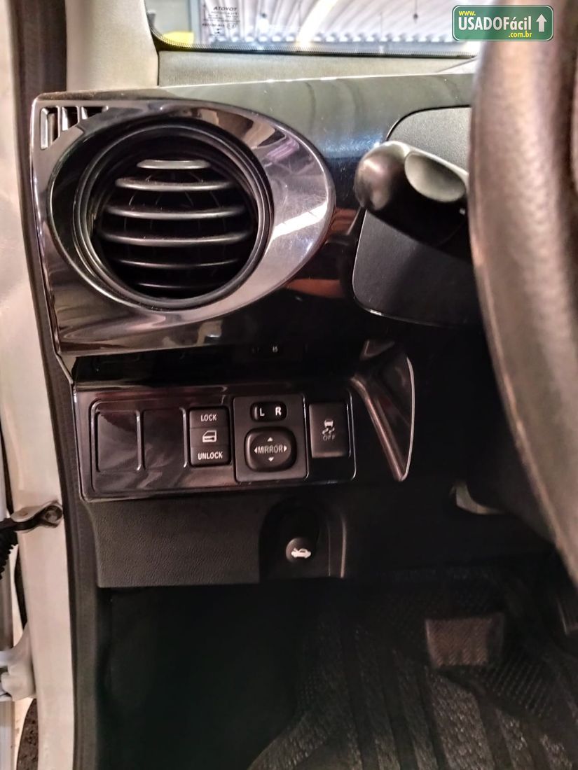 Toyota Etios Sedan X 1.5 Automático Flex 2018/2019 — foto 9 de 14