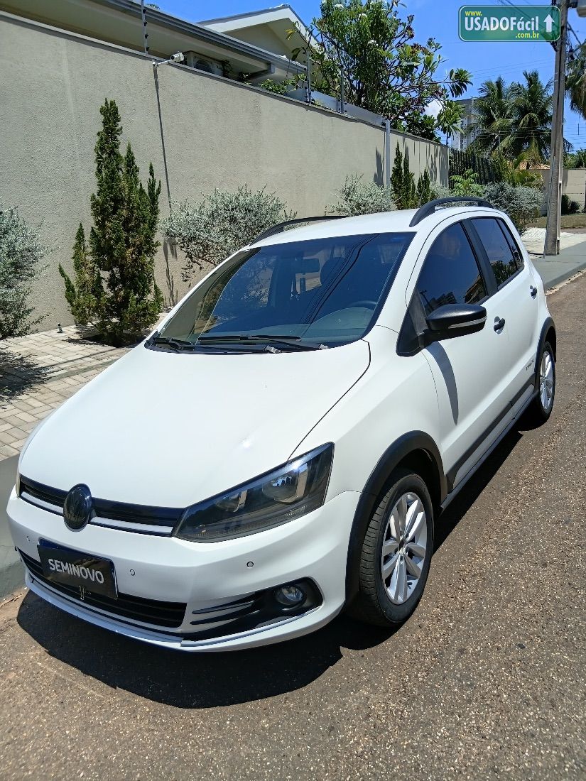 Volkswagen Fox Track 1.0 4P Total Flex 2016/2017 — foto 2 de 13