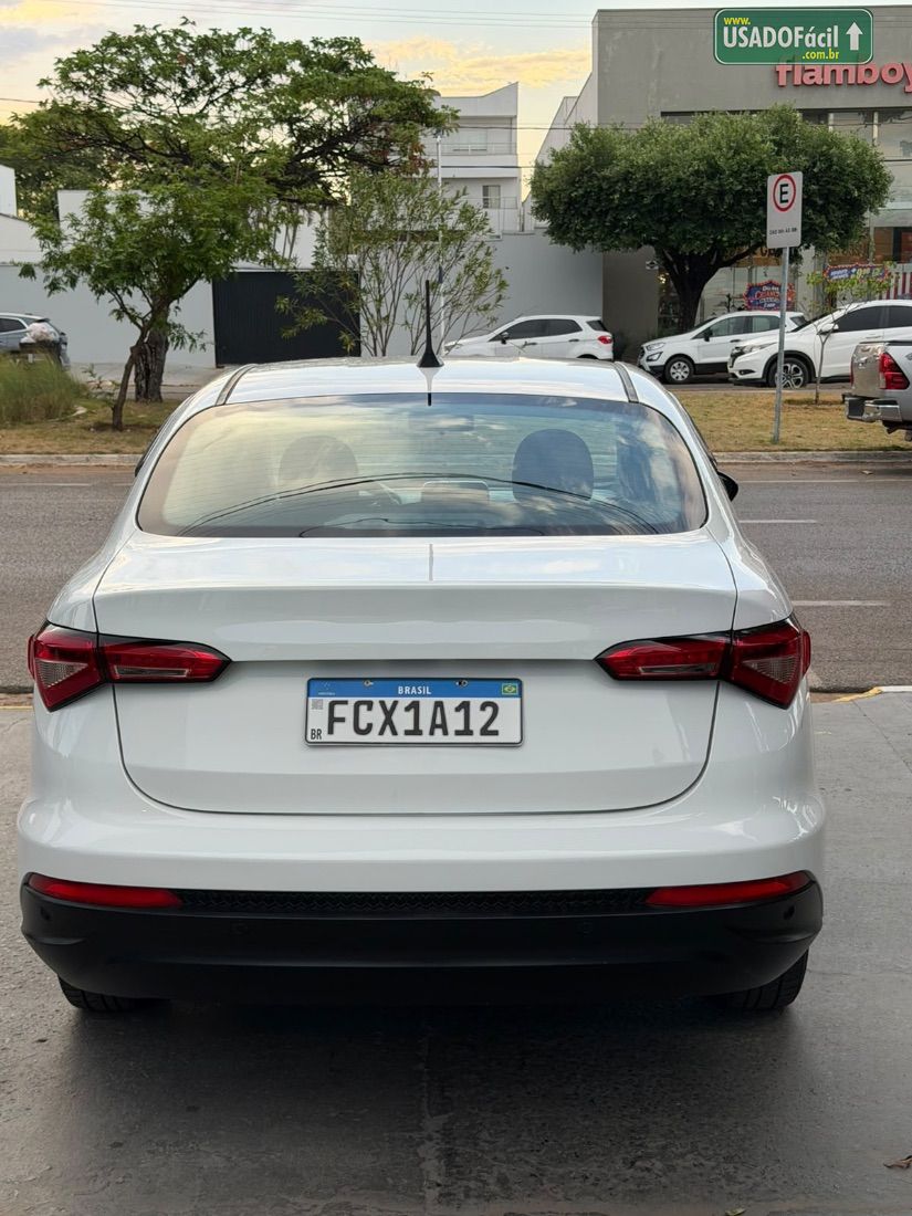 Fiat Cronos Drive 1.3 Mecânico Flex 2023/2024 — foto 8 de 10
