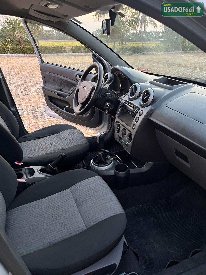 FORD Fiesta Sedan 1.6 Flex 2010/2011 — foto 10 de 15