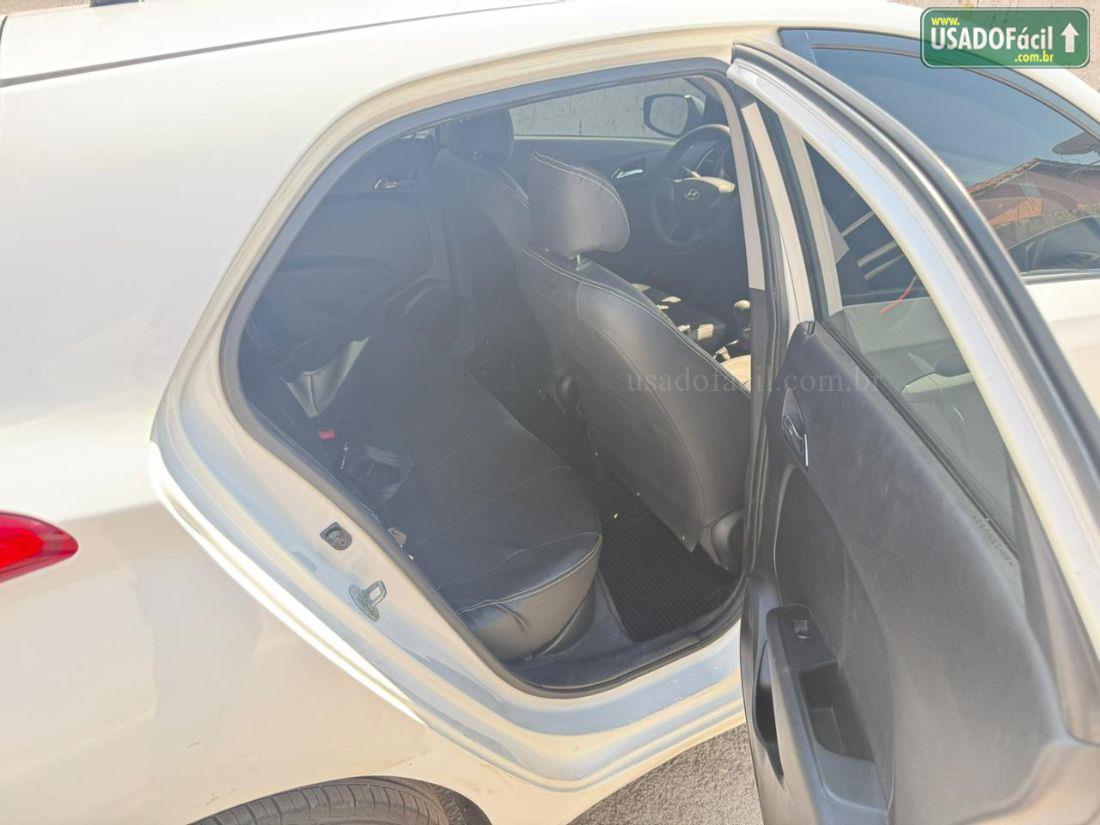 HYUNDAI HB20 Hatch Comfort Style 1.0 Flex 2014/2014 — foto 10 de 12