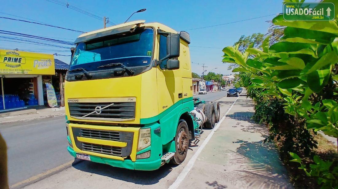 VOLVO Volvo FH-440 Globetrotter 6x4 2P Diesel 2011/2011 — foto 2 de 5