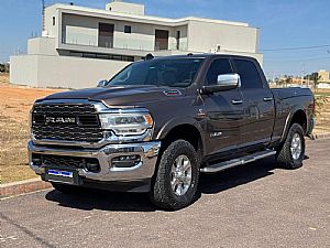 Ram 2500 Laramie Cd 6.7 Tdi 4x4 Diesel 2021/2021 em Sinop - MT