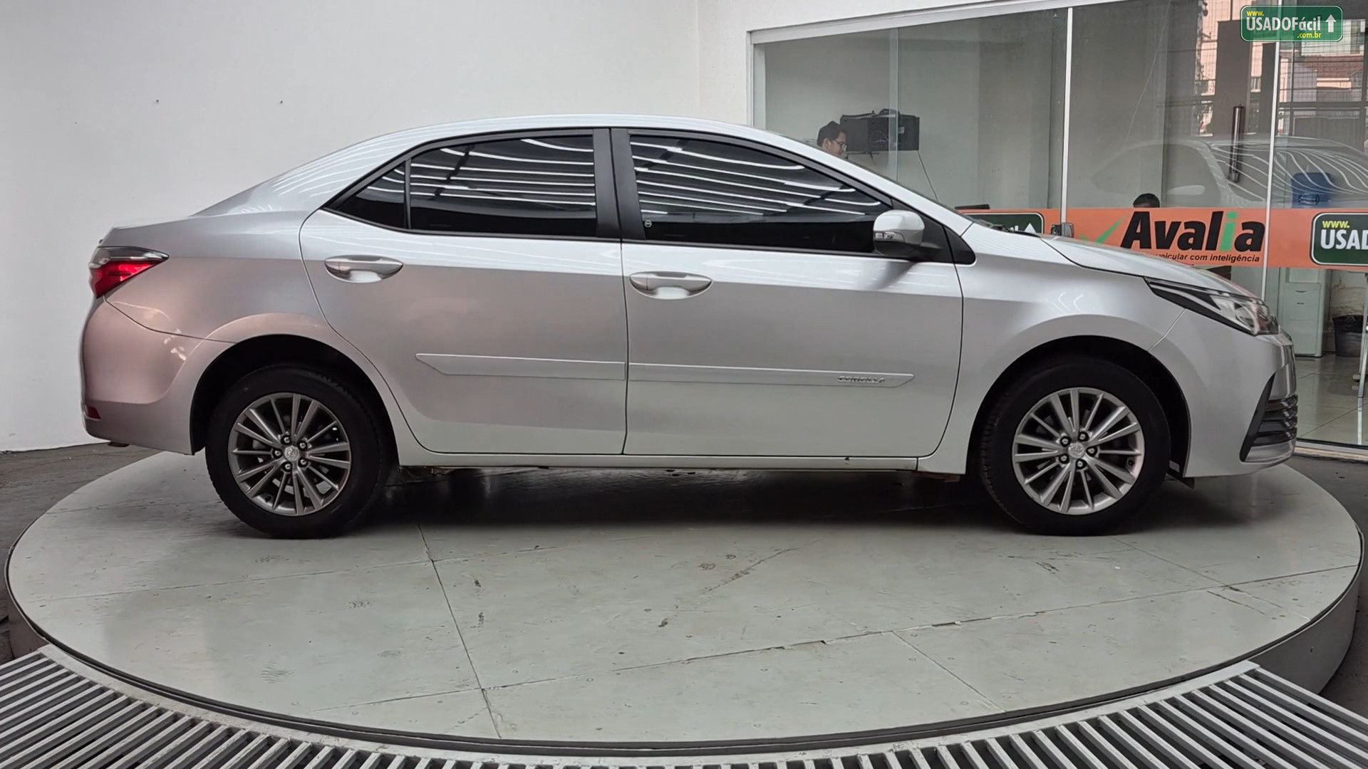 TOYOTA Corolla GLi 1.8 Automático Flex 2019/2019 — foto 4 de 25