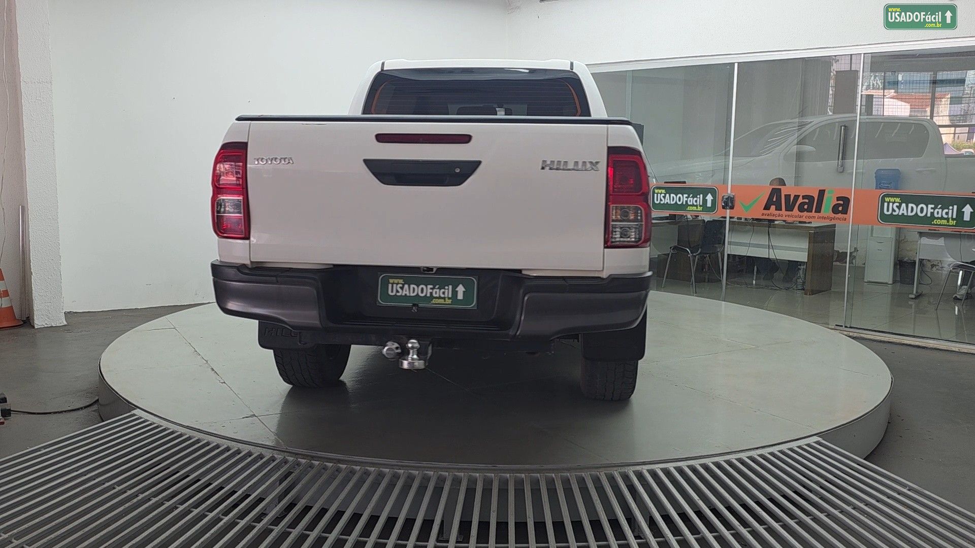 TOYOTA Hilux CD 2.8 4x4 Mecânico Diesel 2023/2023 — foto 6 de 25