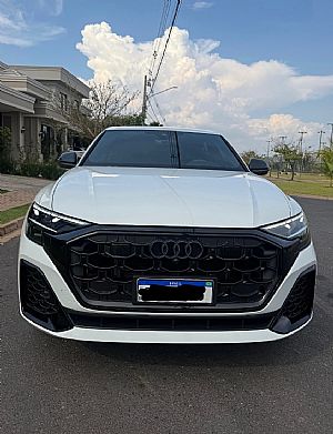 Audi Q8 Performance Black 3.0 Tfsi Quattro S-tronic 2025/2025 em Cuiabá - MT