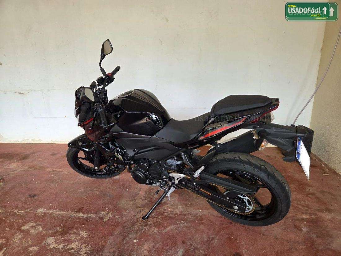 KAWASAKI Kawasaki Z 400 2023/2024 — foto 2 de 4