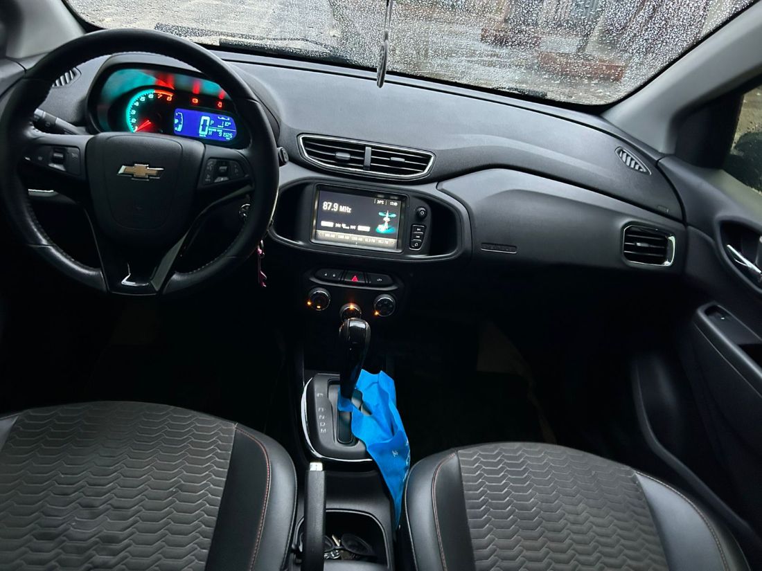 CHEVROLET/GM Onix Hatch LTZ 1.4 Automático Flex 2017/2017 — foto 8 de 12