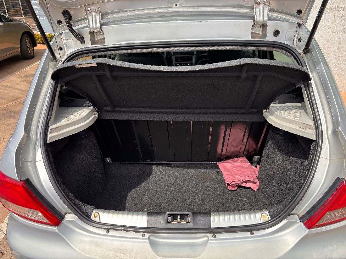 Volkswagen Gol City Trend 1.0 Total Flex 4P 2011/2012 — foto 10 de 12