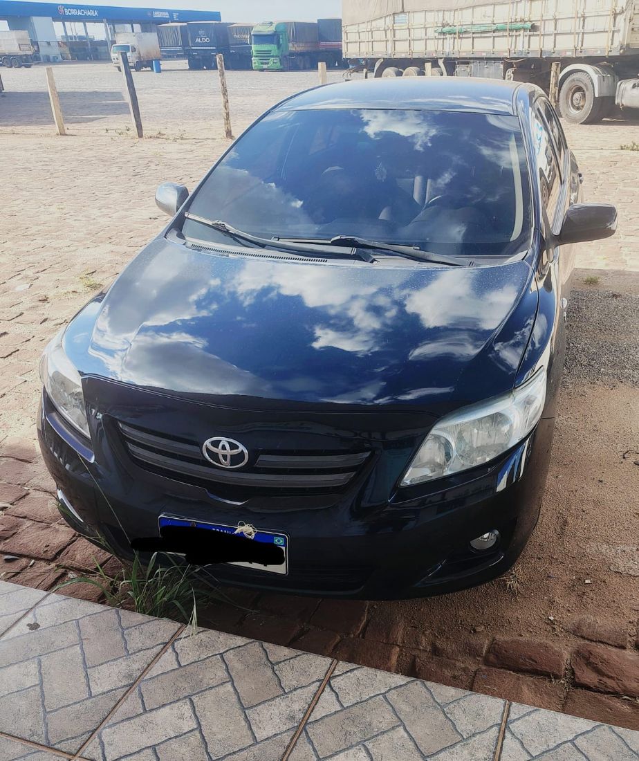 Toyota Corolla GLi 1.8 Automático Flex 2010/2011 — foto 2 de 5