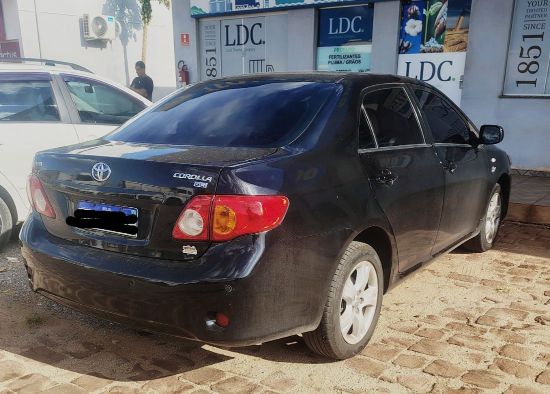 Toyota Corolla GLi 1.8 Automático Flex 2010/2011 — foto 3 de 5