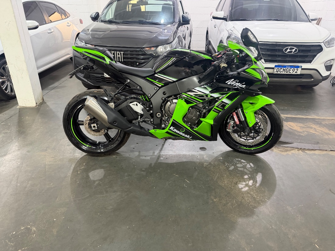 Kawasaki NINJA ZX-10R 1000cc 2016/2017 — foto 3 de 7