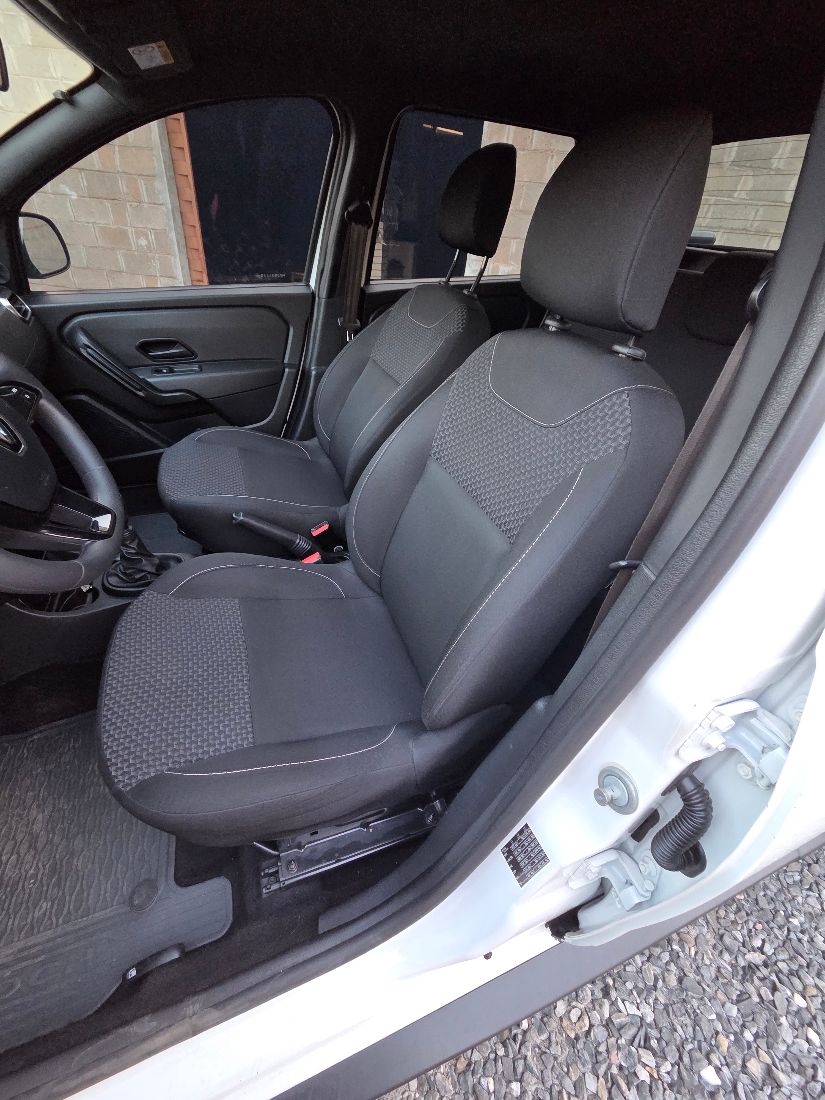 Renault Duster Oroch Pro 1.6 16V Mecânico Flex 2023/2024 — foto 11 de 15