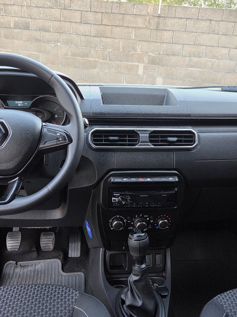 Renault Duster Oroch Pro 1.6 16V Mecânico Flex 2023/2024 — foto 9 de 15