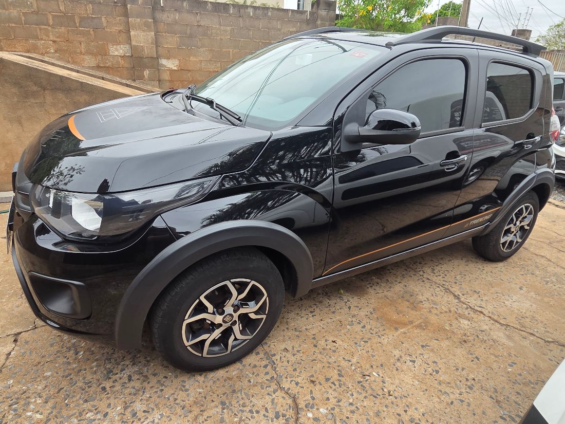 Fiat Mobi Trekking Flex 2024/2024 — foto 2 de 10