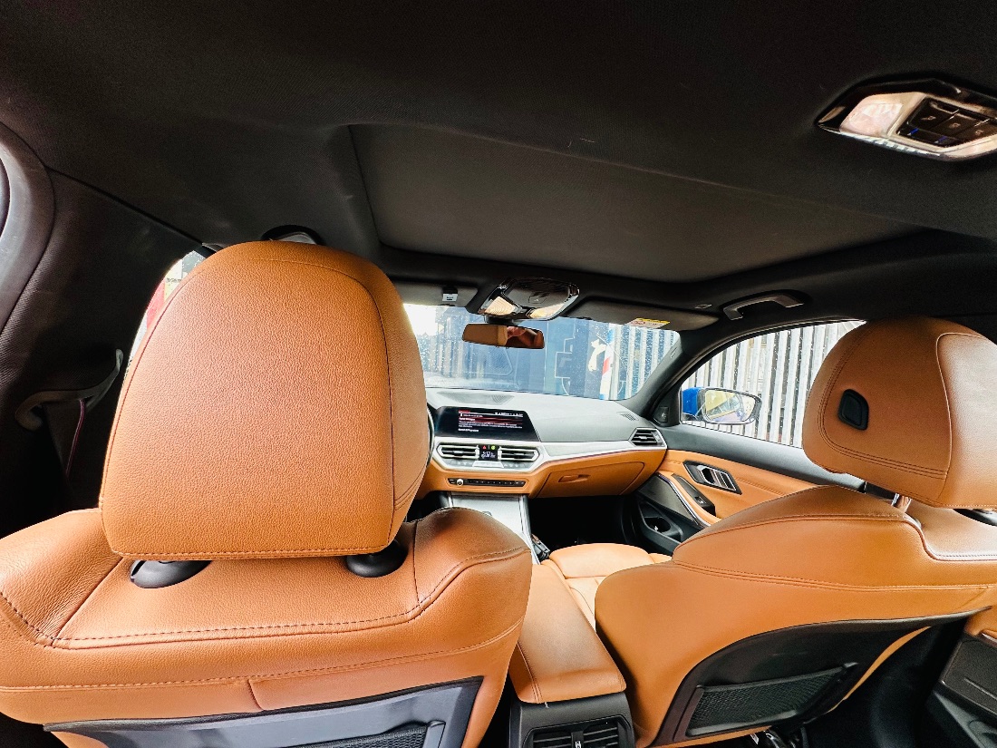 BMW BMW 320i MSPOT 2021/2022 — foto 11 de 14