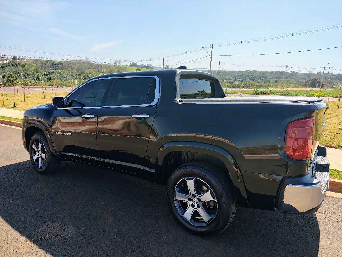 RAM Rampage Laramie Hurricane 4 CD 2.0 Turbo 4X4 Automático 2025/2025 — foto 5 de 11