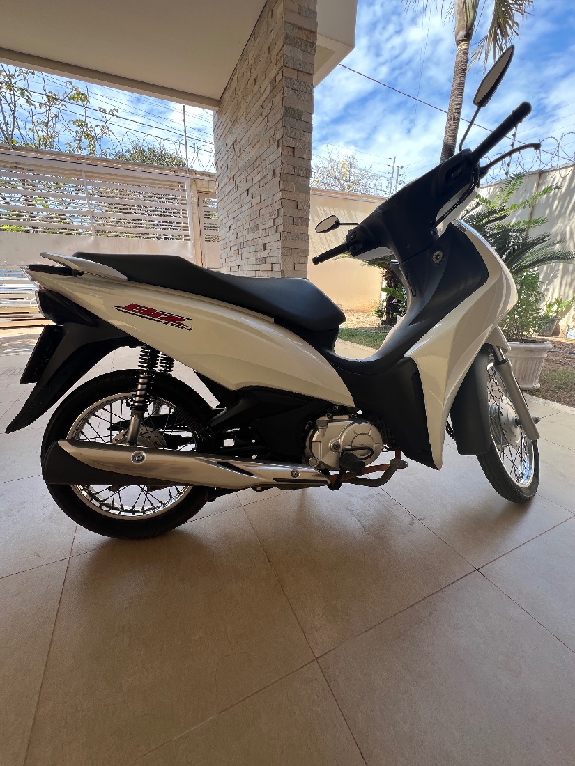 Honda Biz 110i baixo preço e km 2023/2023 — foto 2 de 6
