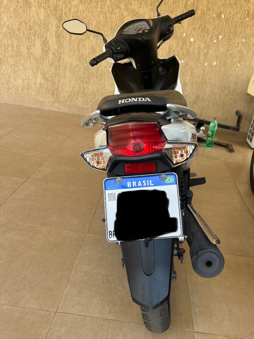 Honda Biz 110i baixo preço e km 2023/2023 — foto 4 de 6