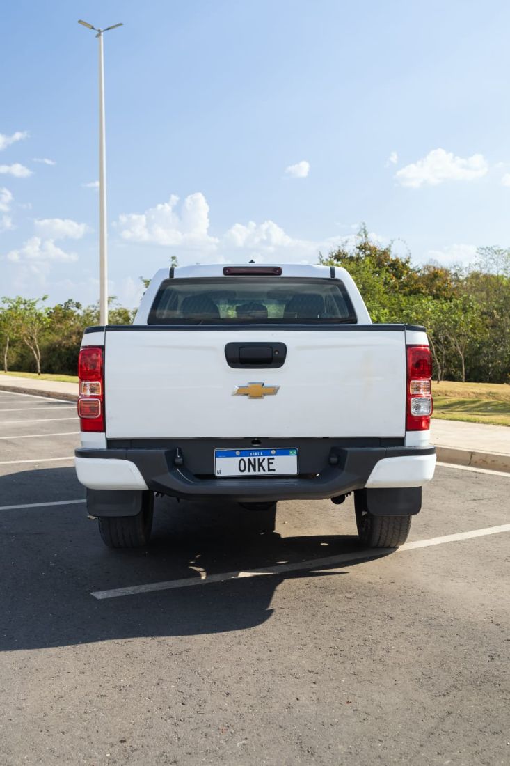 CHEVROLET/GM S10 LS CD 2.8 4x4 TDI Mecânico Diesel 2023/2024 — foto 4 de 12