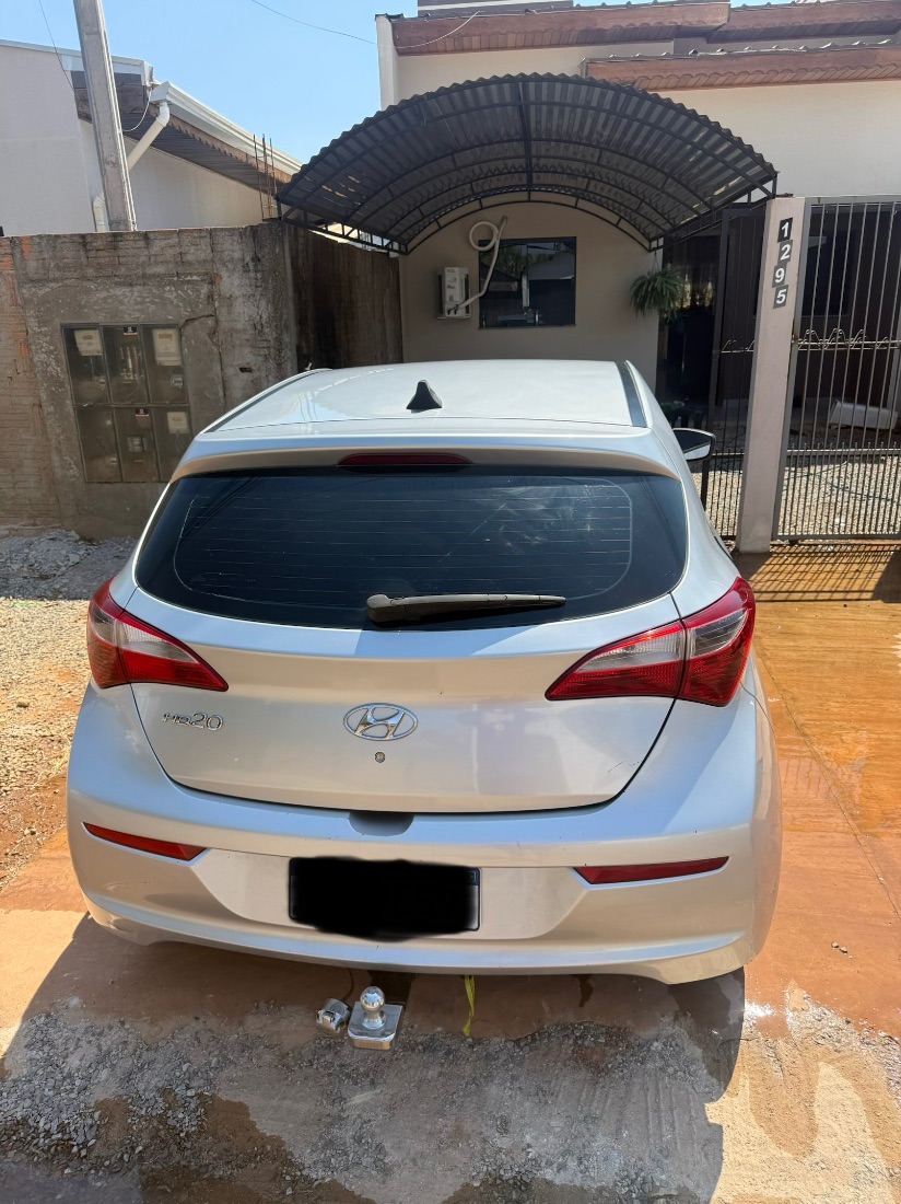 Hyundai HB20 Hatch Comfort 1.0 Flex 2017/2018 — foto 8 de 8