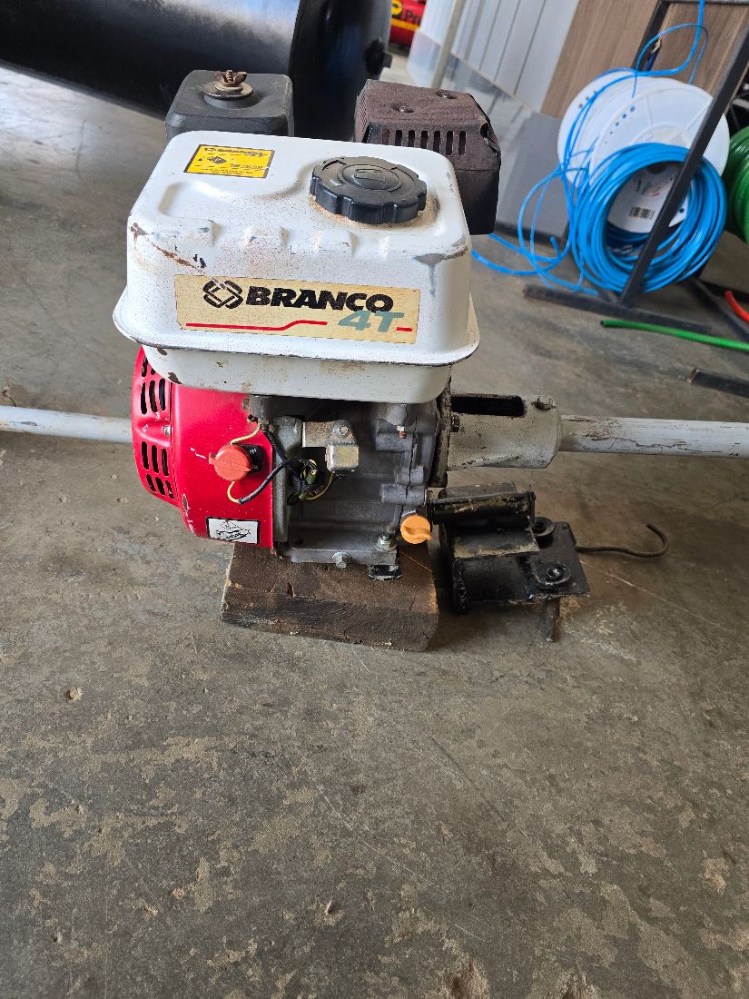 Outros Barco 5mts x 1,73mts × 0,45 c/ rabeta 5,5cv 2020/2020 — foto 6 de 8