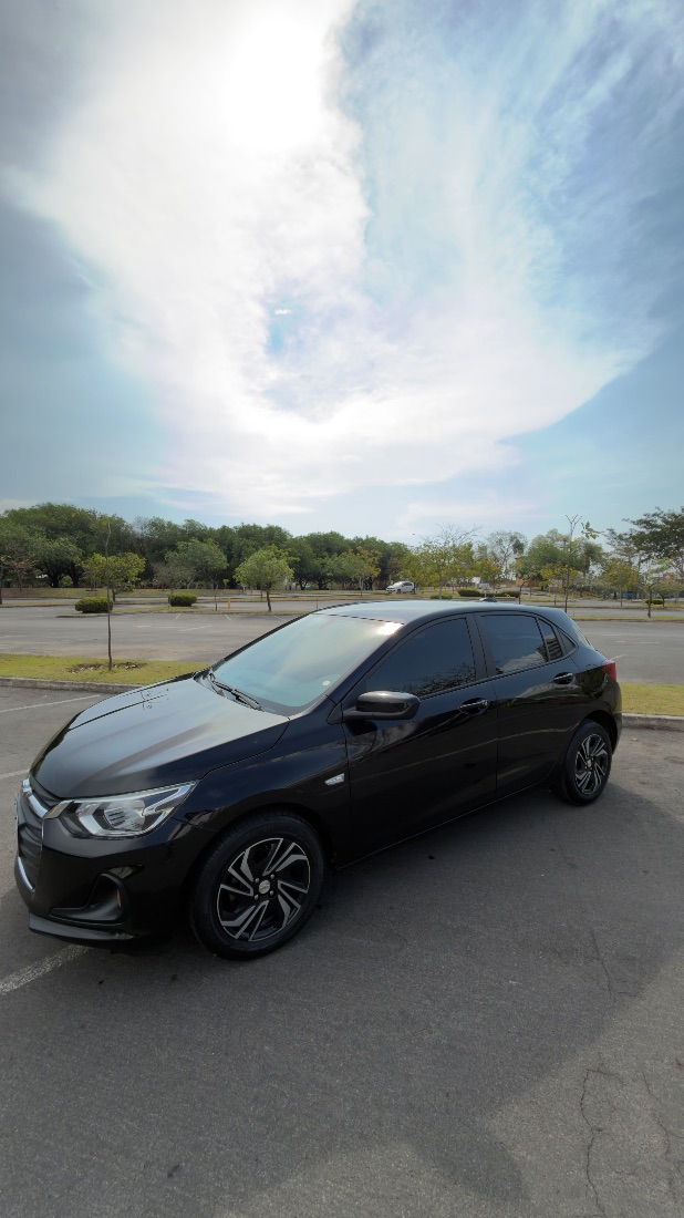 CHEVROLET/GM Onix Hatch LT 1.0 Mecânico Flex 2023/2024 — foto 10 de 12