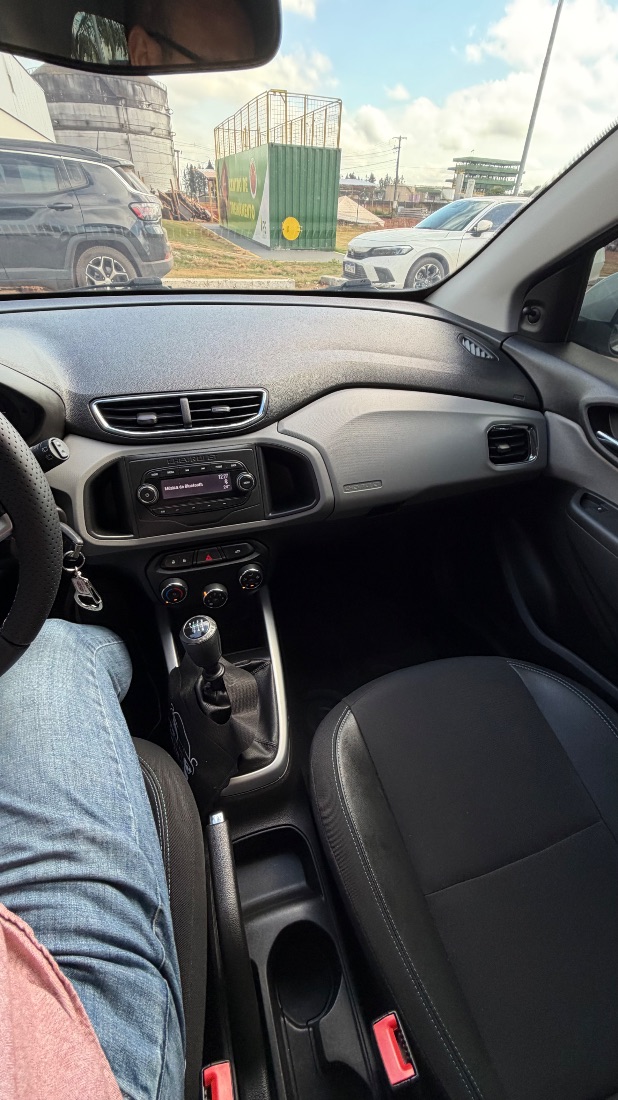 CHEVROLET/GM Onix Hatch LT 1.0 Mecânico Flex 2019/2019 — foto 2 de 10
