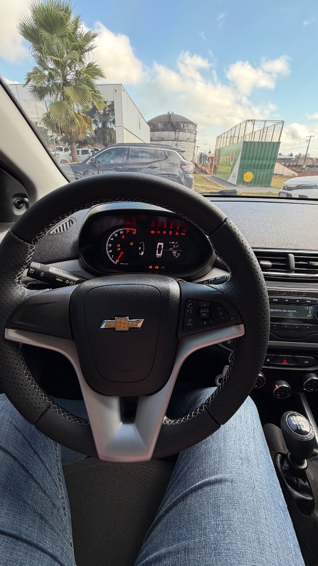 CHEVROLET/GM Onix Hatch LT 1.0 Mecânico Flex 2019/2019 — foto 3 de 10