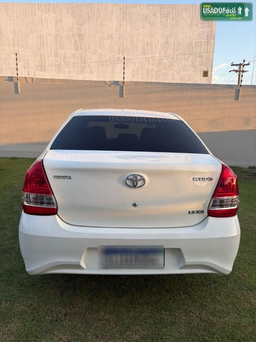 TOYOTA Etios Sedan XS 1.5 Mecânico Flex 2017/2018 — foto 4 de 11