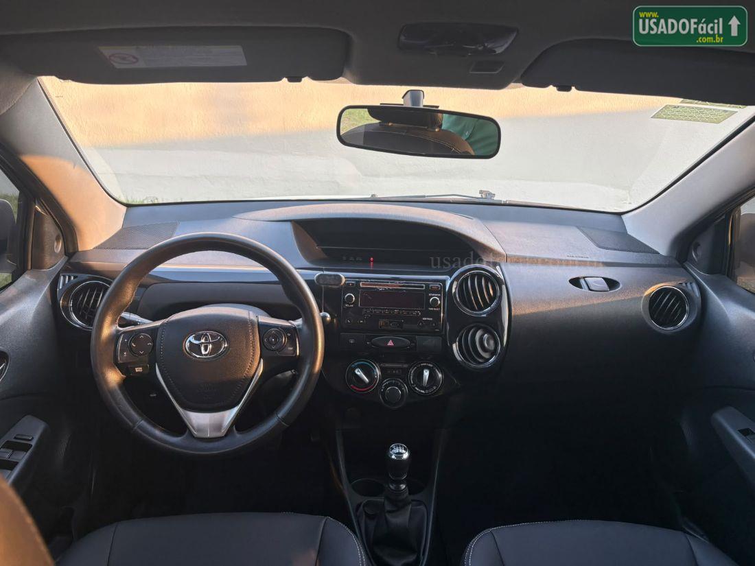 TOYOTA Etios Sedan XS 1.5 Mecânico Flex 2017/2018 — foto 9 de 11